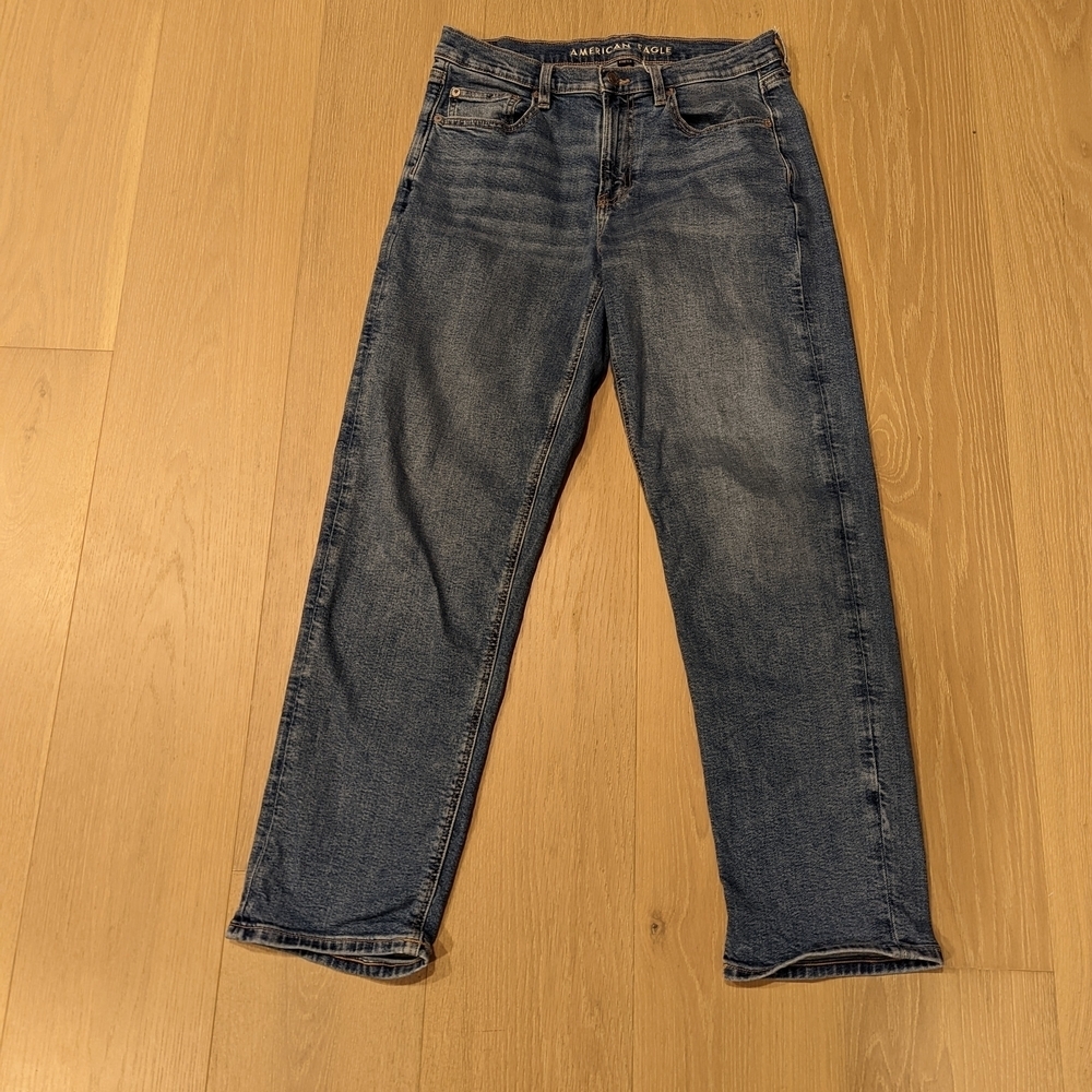 American Eagle Outfitters Women's Classic Blue Straight Leg Jeans